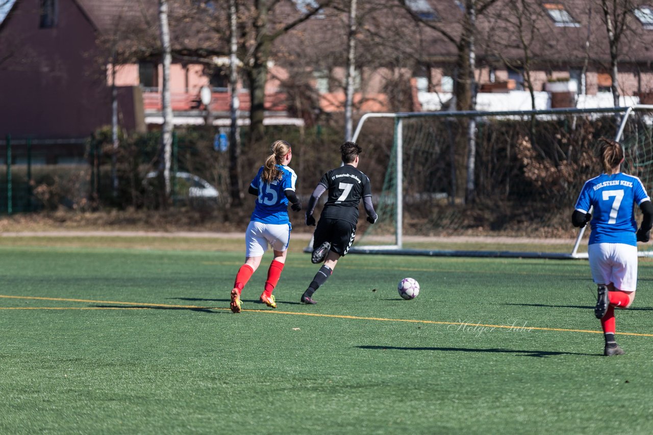 Bild 327 - B-Juniorinnen Halbfinale SVHU - Holstein Kiel : Ergebnis: 3:0